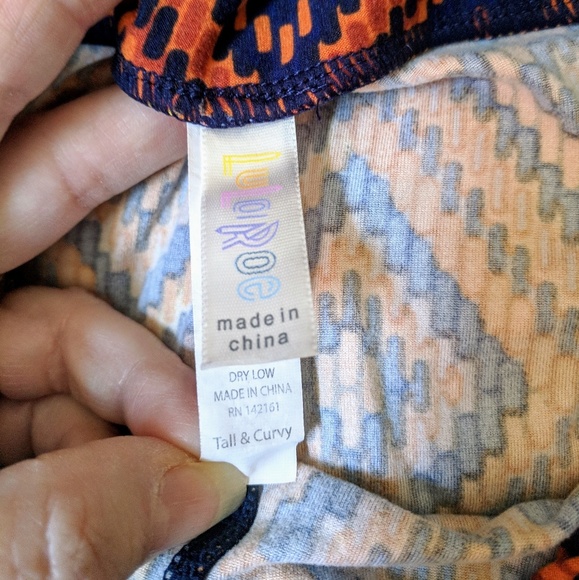 LuLaRoe Aztec Tall & Curvy Leggings - Picture 5 of 7
